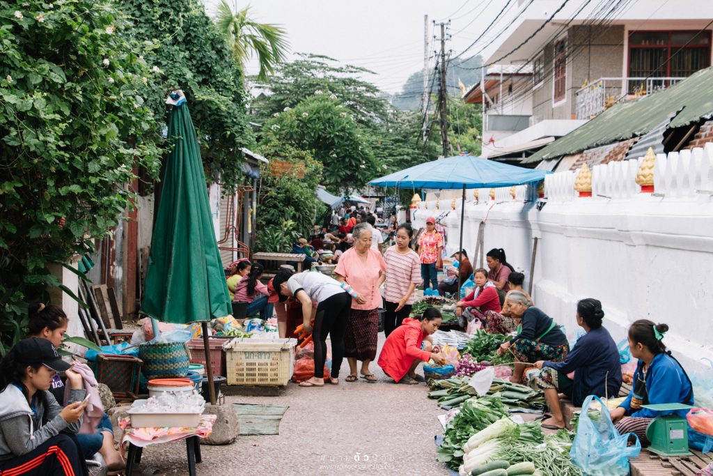 ตลาดเช้า หลวงพระบาง ลาว