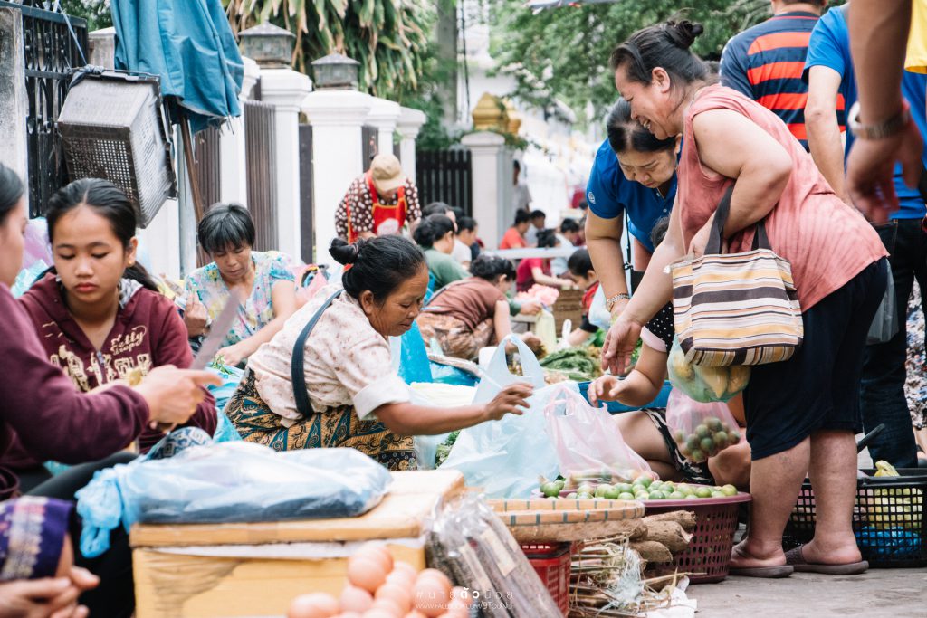 ตลาดเช้า หลวงพระบาง ลาว